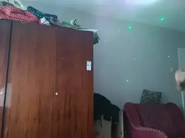WynonaFarhat  live sex cam