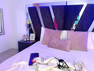 Dakota__miller  live sex cam