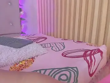 Lovely__kiss__  live sex cam