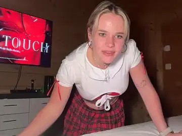 Paulaklein  live sex cam