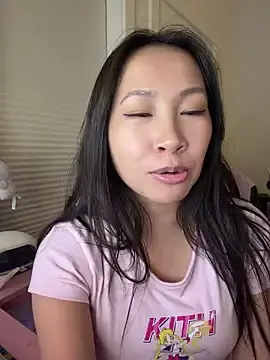 PetiteTai  live sex cam