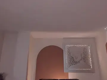 AnaisNin  live sex cam