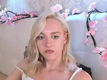 Chloe-Deccer  live sex cam