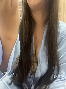 Mayacrayzi  live sex cam