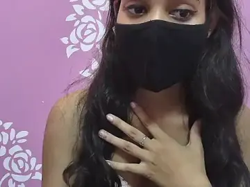 Shanaya_xo  live sex cam