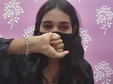Shanaya_xo  live sex cam