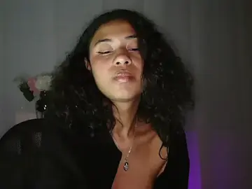 Dark_enchantress_  live sex cam