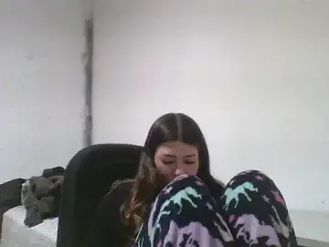 Loyst  live sex cam