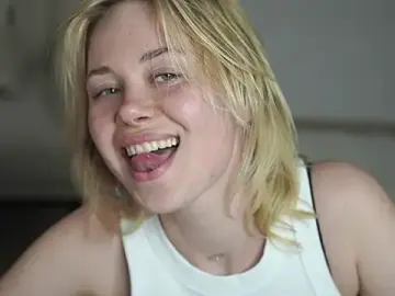 LoriaPanto  live sex cam