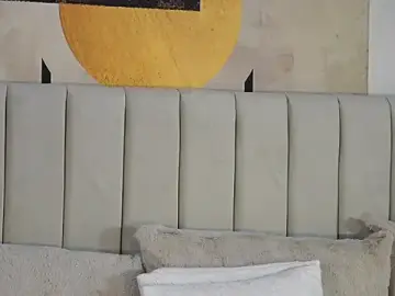 MiaJolie_  live sex cam