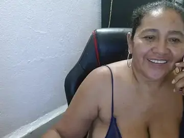 Katia_mature  live sex cam