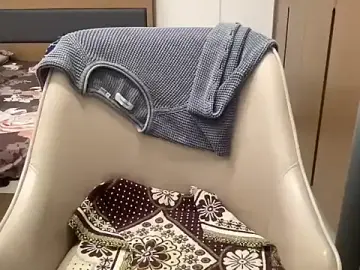 Sassypooja  live sex cam