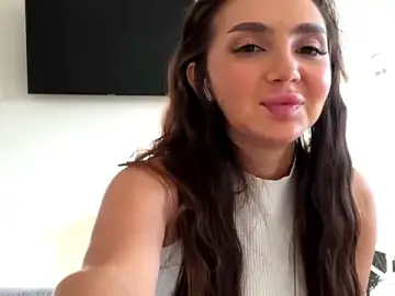 AlvinaMair  live sex cam