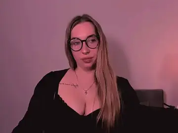 AriaDesire  live sex cam