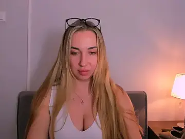 AriaDesire  live sex cam