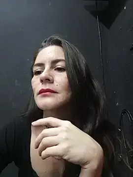 Hanny_24  live sex cam