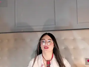 LeylaWoods  live sex cam