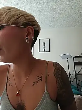 MiaMorgan_  live sex cam