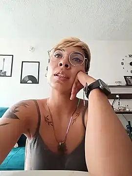 MiaMorgan_  live sex cam