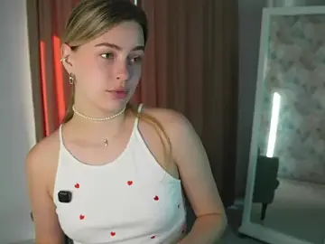 CathernHarney  live sex cam
