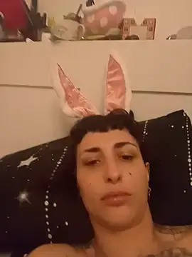 Grimm-inside  live sex cam
