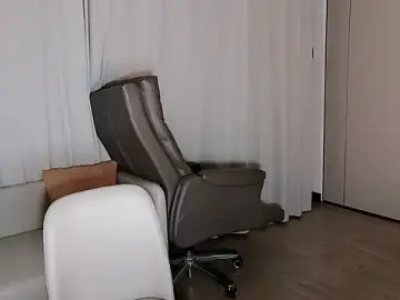 H-ylt3  live sex cam