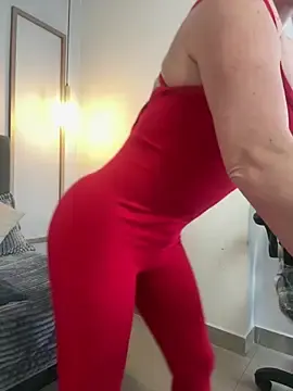 Holly_madison_  live sex cam