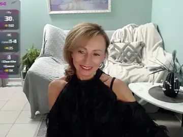 HornyMilf_777  live sex cam