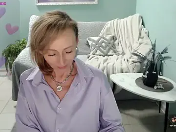 HornyMilf_777  live sex cam
