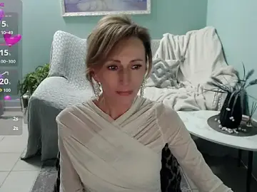 HornyMilf_777  live sex cam