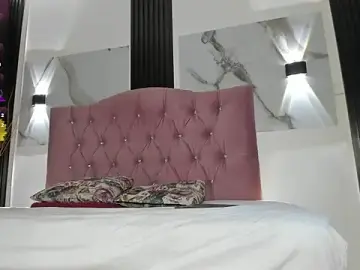 Kinky_brat_  live sex cam