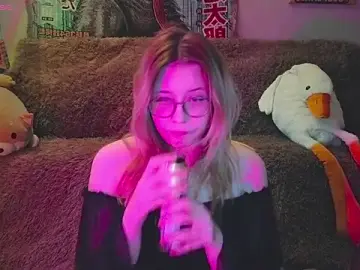 LeahBay  live sex cam