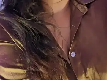 Lilith_Diva0  live sex cam