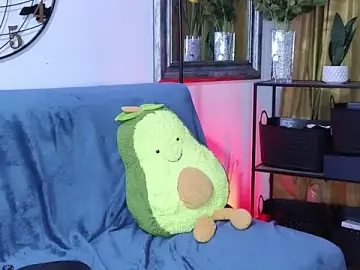 MightyLaura1  live sex cam