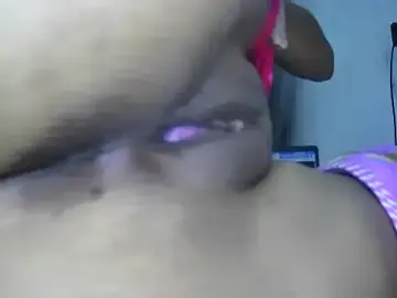 Yesikasexy09  live sex cam