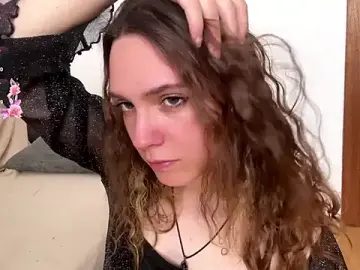 AliKnop  live sex cam