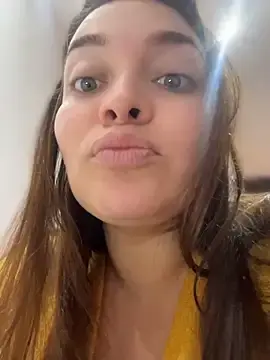 Sarahreyess_11  live sex cam