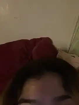 Wetlola23  live sex cam