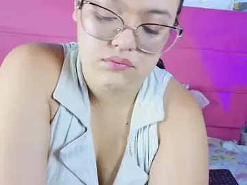 Zully_fox  live sex cam