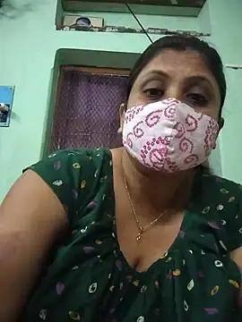 Curvy-Milf-Puja  live sex cam