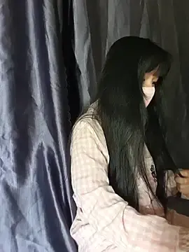 Helen-Tran  live sex cam