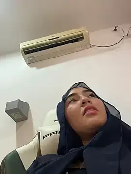 Malika_Noor  live sex cam