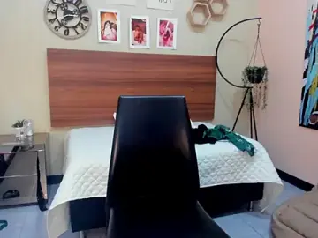 MillaGrey  live sex cam
