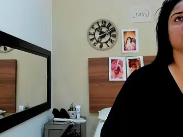 MillaGrey  live sex cam