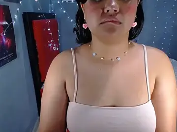 Sweettei  live sex cam