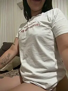 Leylasikis2  live sex cam