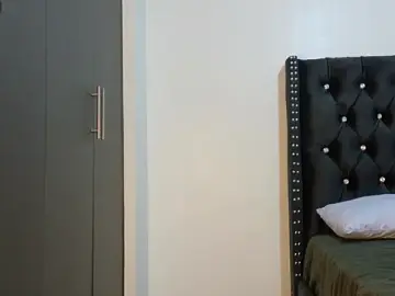 Online_bestie  live sex cam