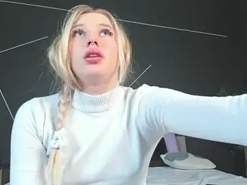 ChloeAlba  live sex cam