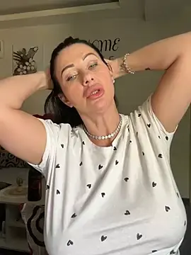 IRISWHITE17  live sex cam