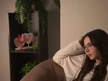 IlanaPopke  live sex cam
